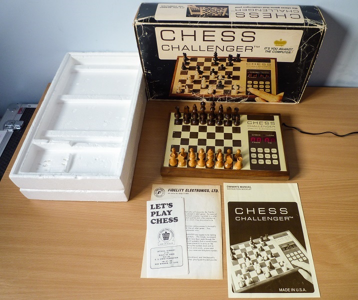 Fidelity Chess Challenger 4 20 x 20