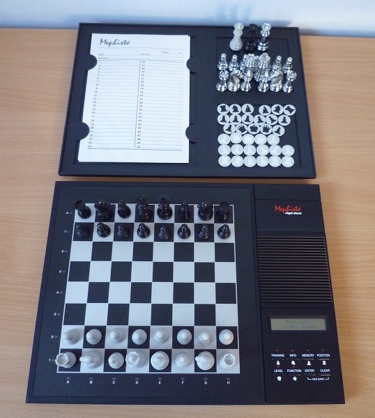 Mephisto Nigel Short  12cut 20 x 20