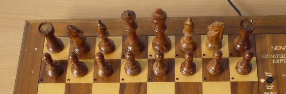 Novag Constellation Expert 2 Black Chesspieces